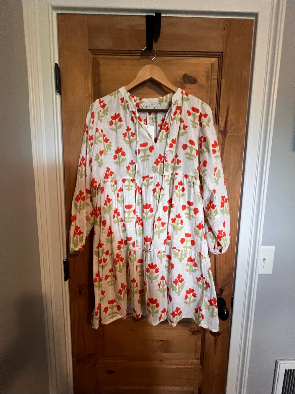 White Casual Tiered Dress with Red Floral Print